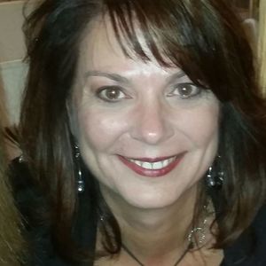 Meet your Posher, Carla